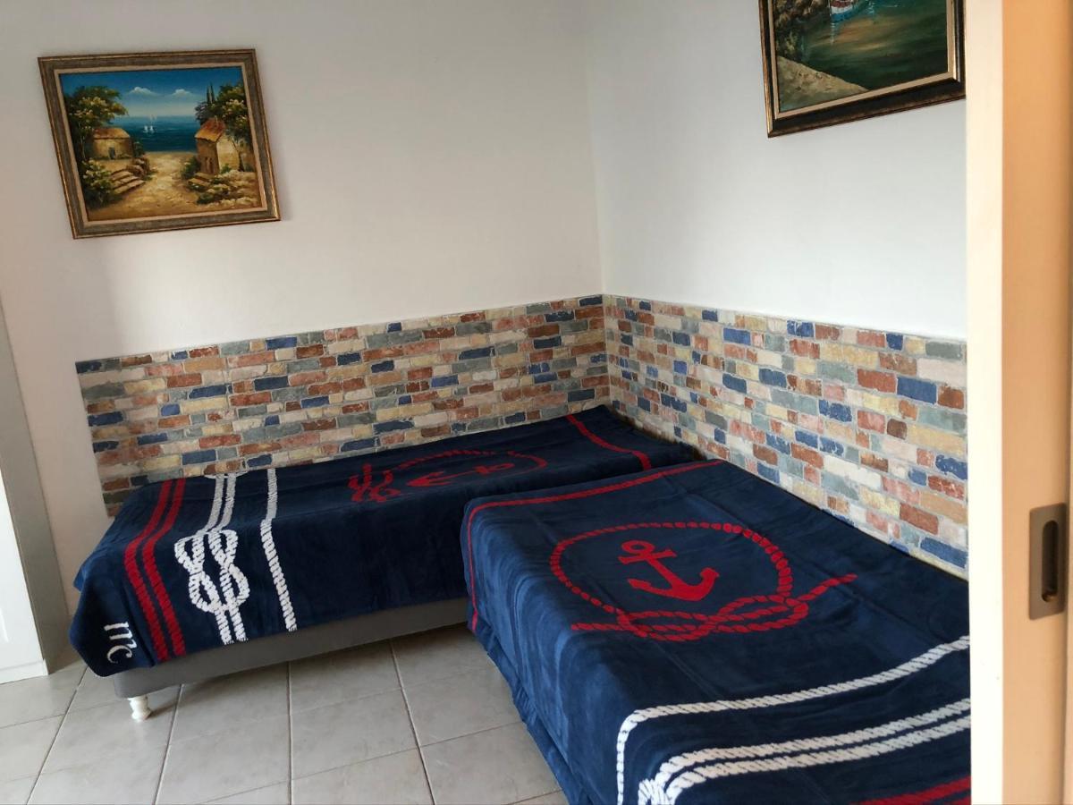 On The Beach Apartment Polychrono Ngoại thất bức ảnh